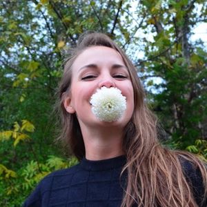 Meet your Posher, Danielle